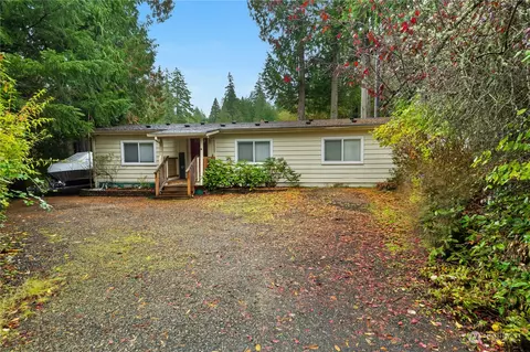 1840 Island Dr NW, Olympia, WA 98502