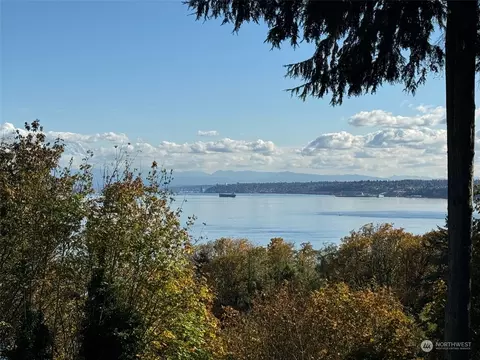 10808 Colvos Dr N, Gig Harbor, WA 98332