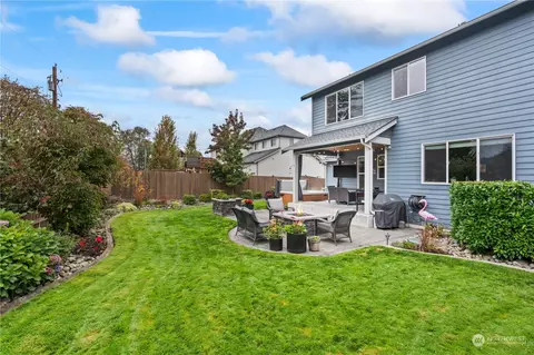 Exterior - 14923 Benton Loop, Sumner, WA 98390 photo 7 of 11