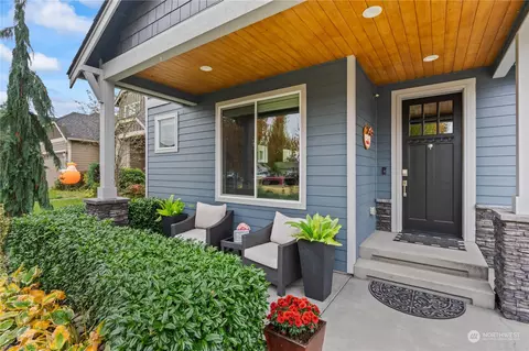 Exterior - 14923 Benton Loop, Sumner, WA 98390 photo 2 of 11