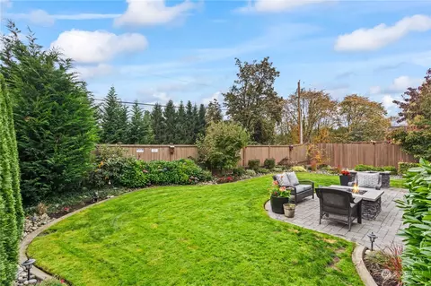 Exterior - 14923 Benton Loop, Sumner, WA 98390 photo 8 of 11