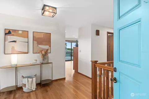 731 Laurel St, Edmonds, WA 98020 photo 8