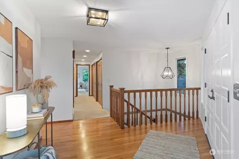 731 Laurel St, Edmonds, WA 98020 photo 9
