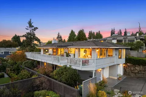 731 Laurel St, Edmonds, WA 98020 photo 4