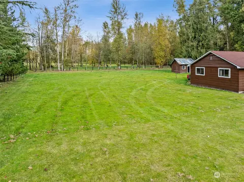Exterior - 24020 SE 436th St, Enumclaw, WA 98022 photo 8 of 8