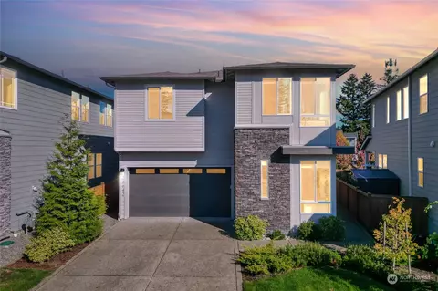 23642 SE 271 Pl, Maple Valley, WA 98038