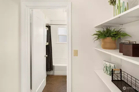 Entry Way - 202 26th Ave E, Seattle, WA 98112 photo 5 of 6