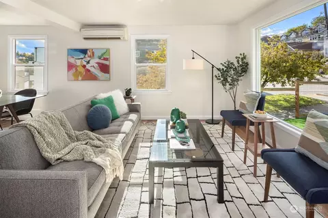 Living - 202 26th Ave E, Seattle, WA 98112 photo 1 of 3