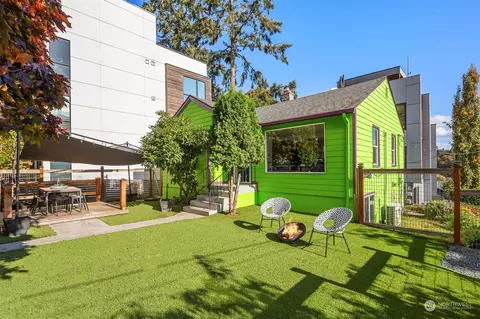 Exterior - 202 26th Ave E, Seattle, WA 98112 photo 3 of 9
