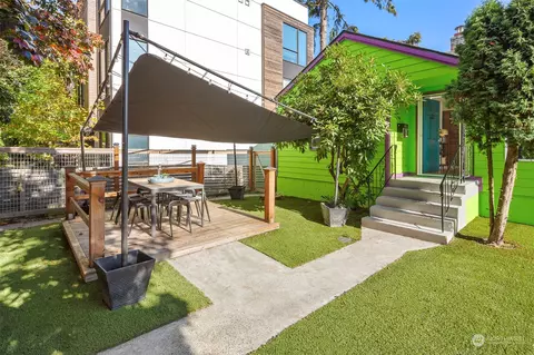 Exterior - 202 26th Ave E, Seattle, WA 98112 photo 4 of 9