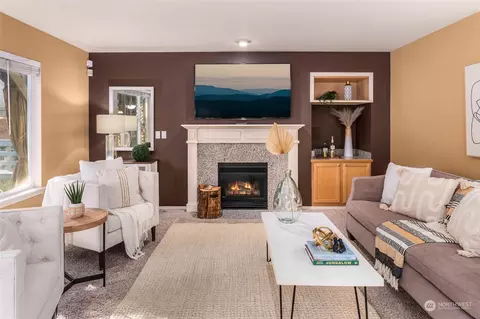 Living - 2710 236th St SE, Bothell, WA 98021 photo 4 of 4