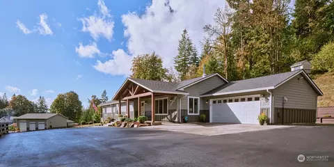 164 Bozarth Heights Rd, Woodland, WA 98674
