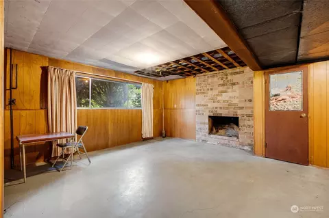 Other - 2529 NE 203rd St, Shoreline, WA 98155 photo 3 of 7