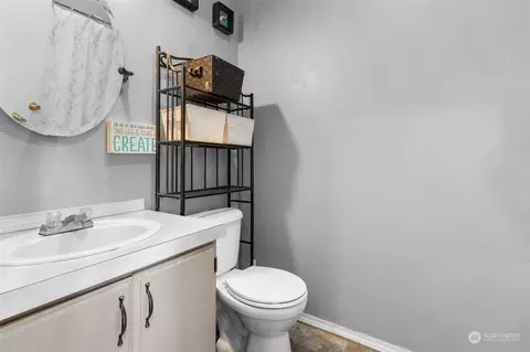 805 Tipsoo Loop S, Rainier, WA 98576 photo 19