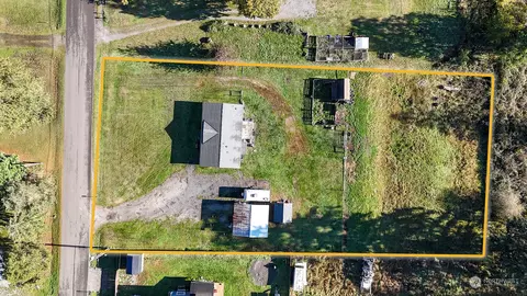 805 Tipsoo Loop S, Rainier, WA 98576 photo 23