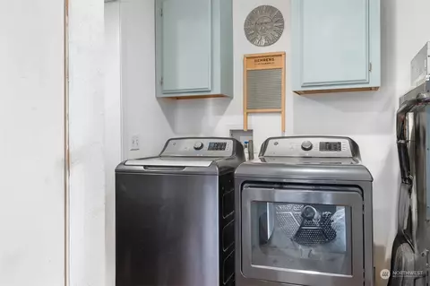 805 Tipsoo Loop S, Rainier, WA 98576 photo 21