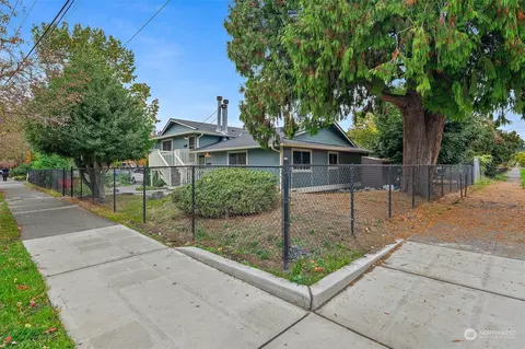 3716 S Oregon St, Seattle, WA 98118