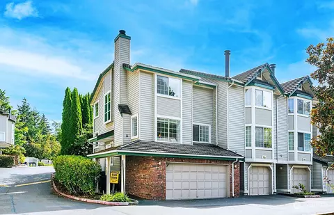 618 122nd Ave NE #3, Bellevue, WA 98005