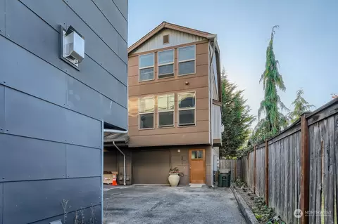 5011 37th Ave S #A, Seattle, WA 98118