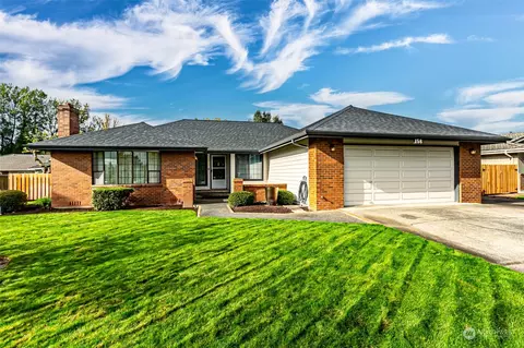 158 Mcelroy Pl, Puyallup, WA 98371