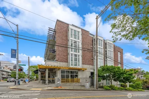 125 E Lynn St #204, Seattle, WA 98102