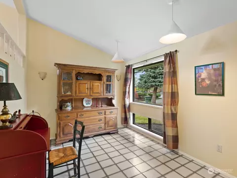 358 Heather Rd, Everett, WA 98203 photo 10