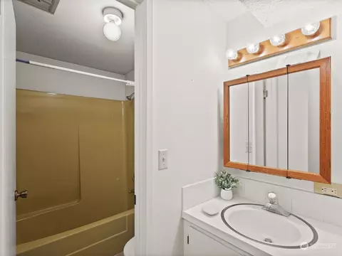 358 Heather Rd, Everett, WA 98203 photo 32
