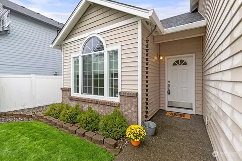 353 E Heritage Loop, La Center, WA 98629 photo 3