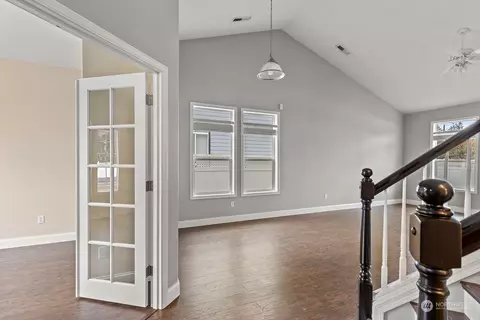 353 E Heritage Loop, La Center, WA 98629 photo 8