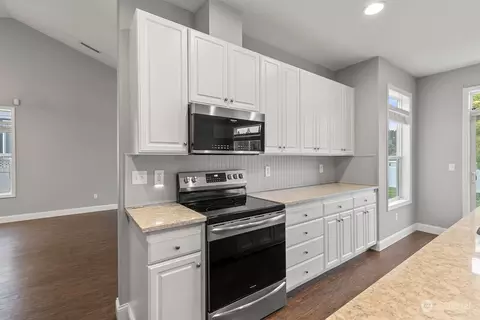 353 E Heritage Loop, La Center, WA 98629 photo 14