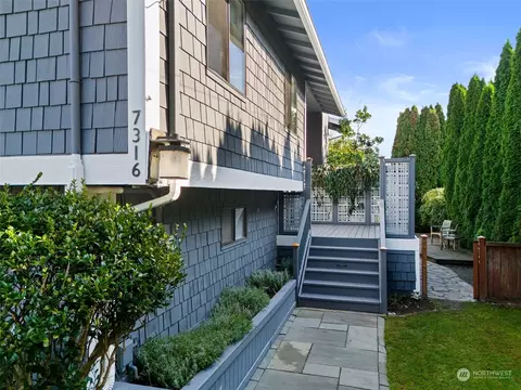 7316 26th Ave NW, Seattle, WA 98117