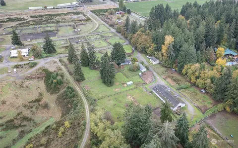 7307 Spurgeon Creek Rd SE, Olympia, WA 98513