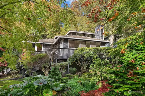 348 NW 113th Pl, Seattle, WA 98177