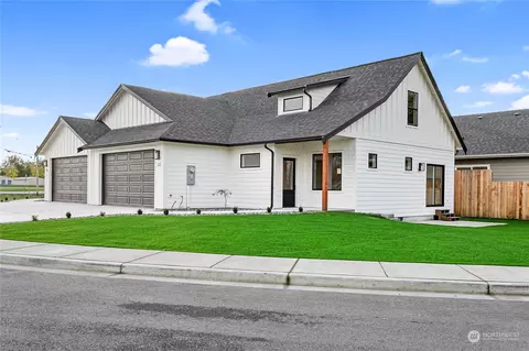 503 Colton Ln, Everson, WA 98247