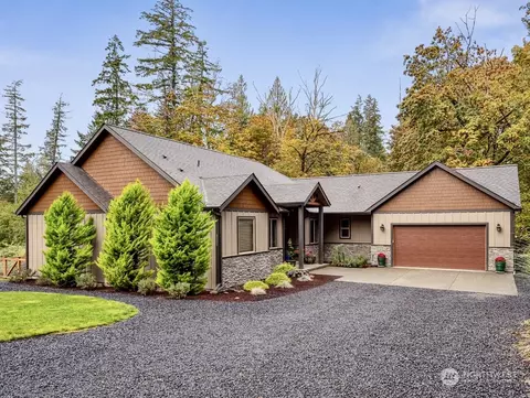 6121 Buckthorn Ct NW, Olympia, WA 98502