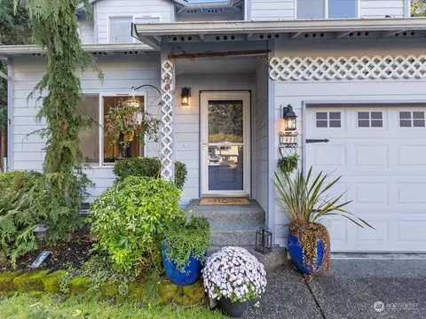 7422 2nd Dr SE, Everett, WA 98203 photo 2