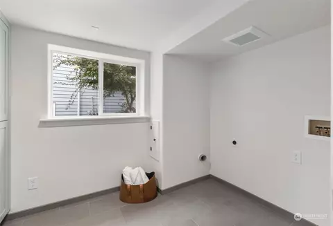 1621 N 55th St, Seattle, WA 98103 photo 19