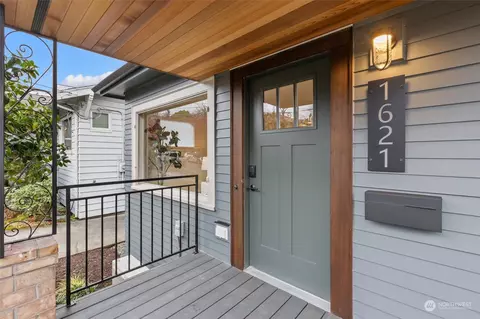 1621 N 55th St, Seattle, WA 98103 photo 2