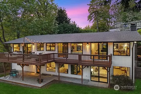 11148 NE 97th St, Kirkland, WA 98033