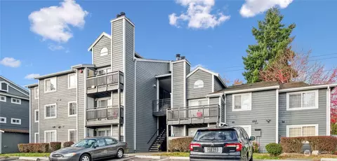 22810 30th Ave S #A104, Des Moines, WA 98198
