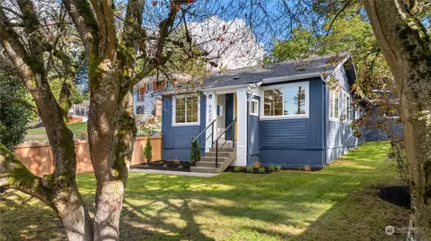 9638 24th Ave SW, Seattle, WA 98106
