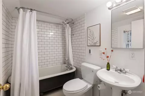 902 15th Ave E, Seattle, WA 98112 photo 39