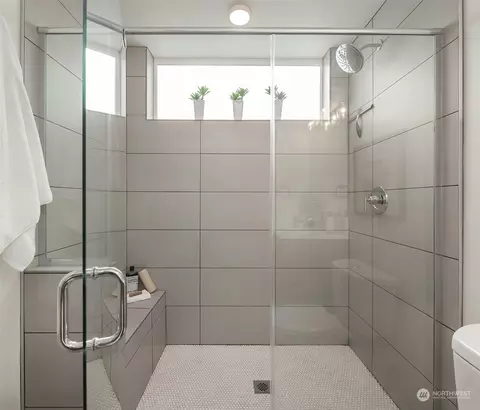 1115 E Howell St, Seattle, WA 98122 photo 15