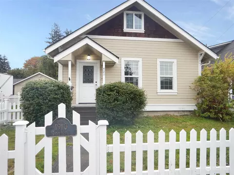 421 S Blakeley St, Monroe, WA 98272
