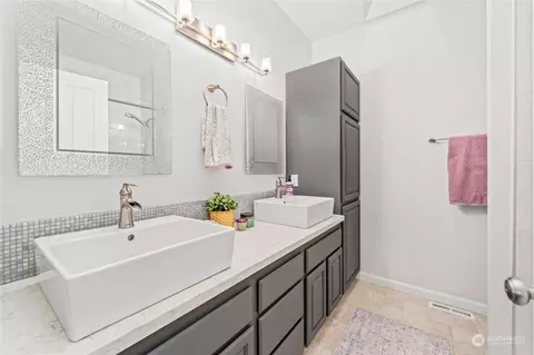 9804 NE Riverbend Dr #102, Bothell, WA 98011 photo 21