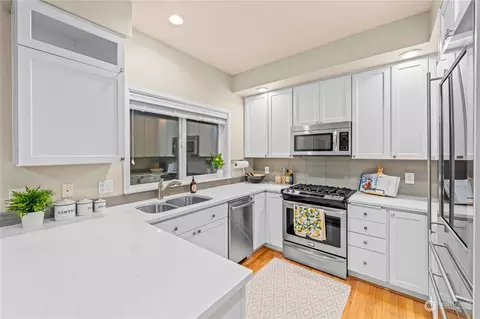 9804 NE Riverbend Dr #102, Bothell, WA 98011 photo 12