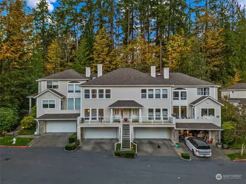 9804 NE Riverbend Dr #102, Bothell, WA 98011 photo 2