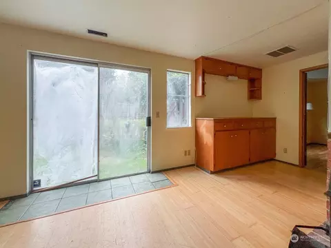 14310 20th Ave NE, Seattle, WA 98125 photo 24