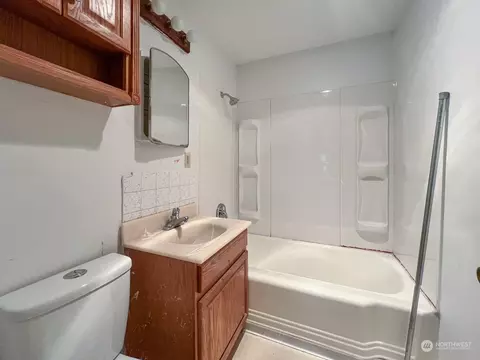 14310 20th Ave NE, Seattle, WA 98125 photo 14