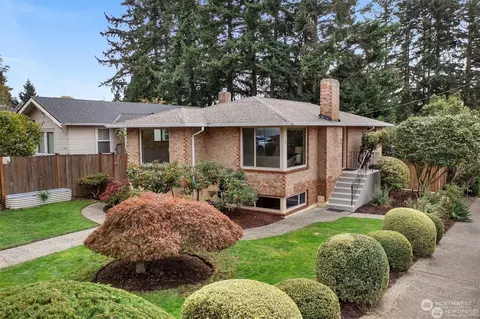 3801 NE 75th St, Seattle, WA 98115